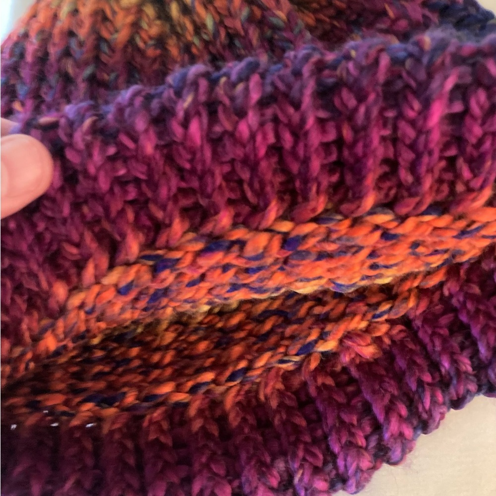 Handmade multicolor knit beanie hat for adults for winter - Picture 8 of 8